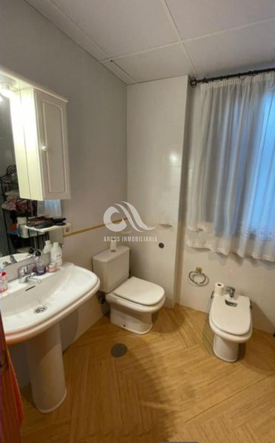 For sale of house in Córdoba