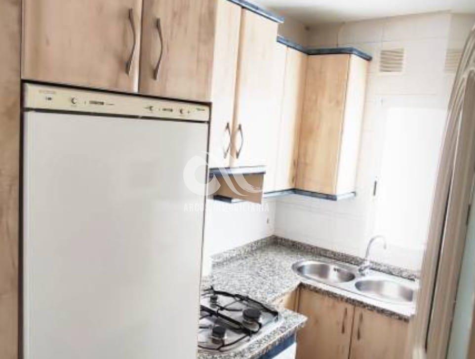 For sale of flat in Córdoba