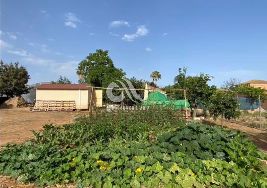 For sale of land in Córdoba