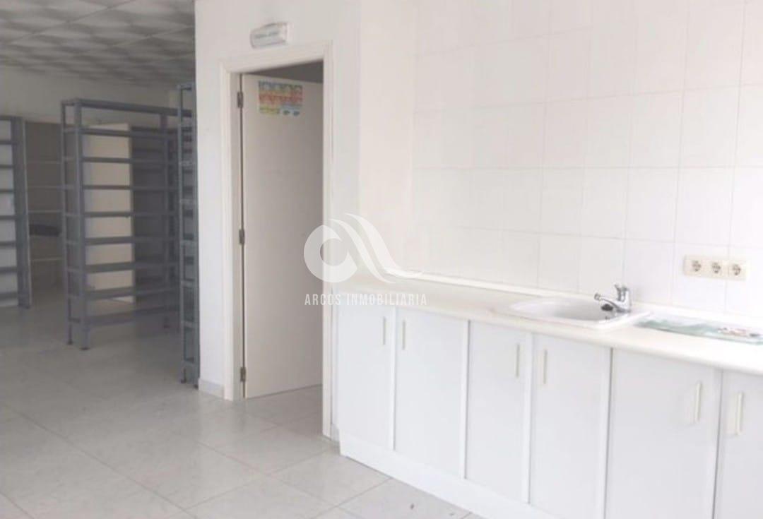 For sale of commercial in Córdoba
