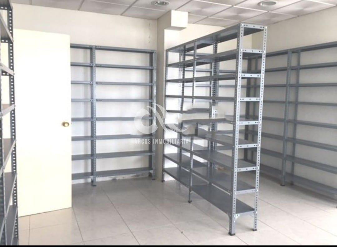 For sale of commercial in Córdoba