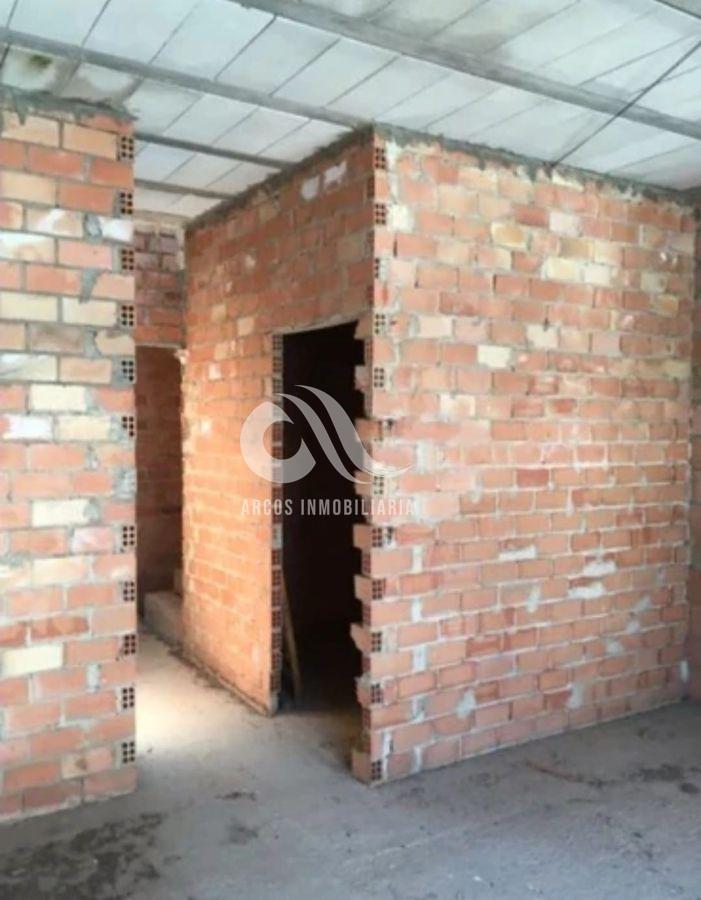 For sale of house in Córdoba