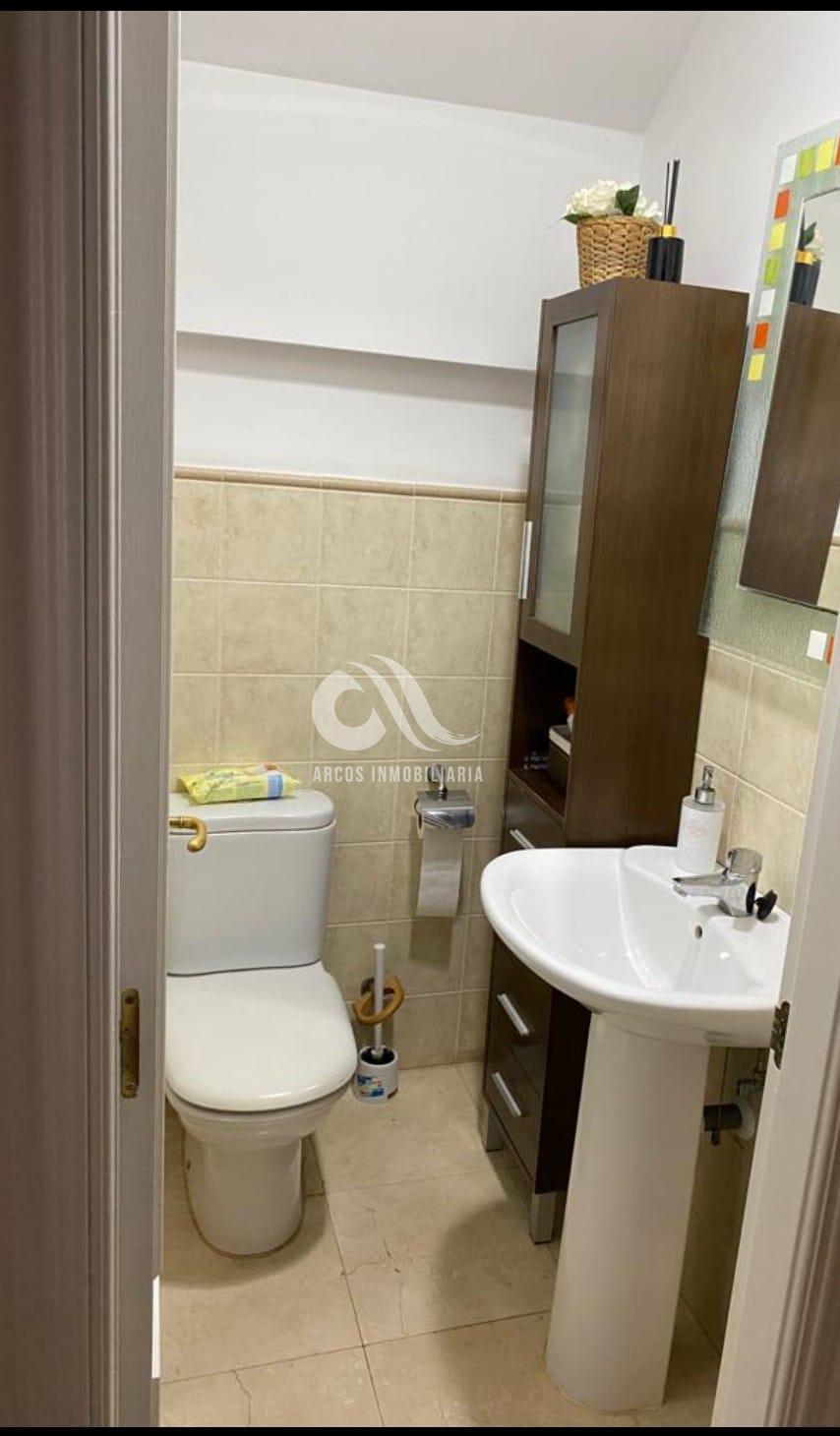 For sale of house in Córdoba