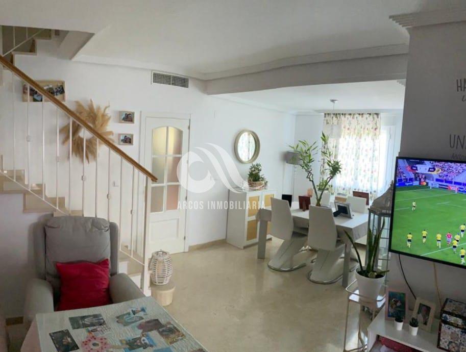 For sale of house in Córdoba