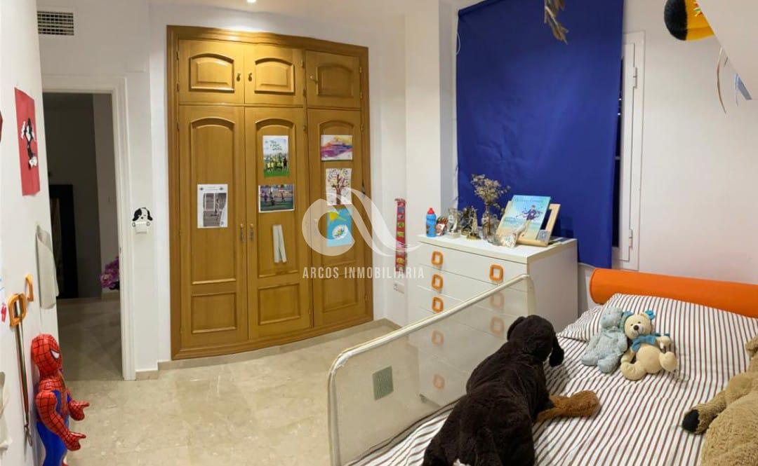 For sale of house in Córdoba