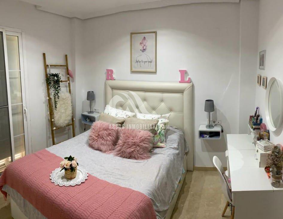 For sale of house in Córdoba