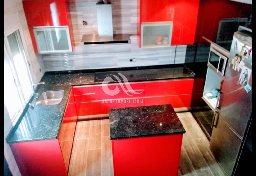 For sale of chalet in Córdoba