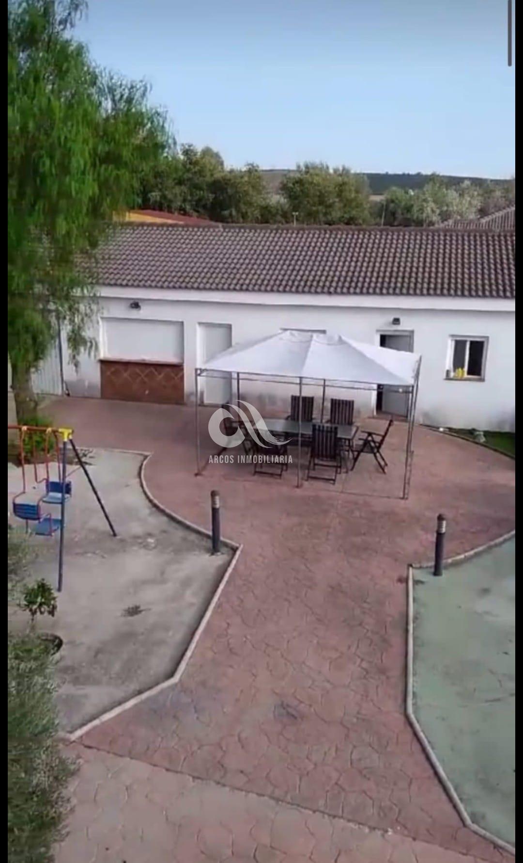 For sale of chalet in Córdoba