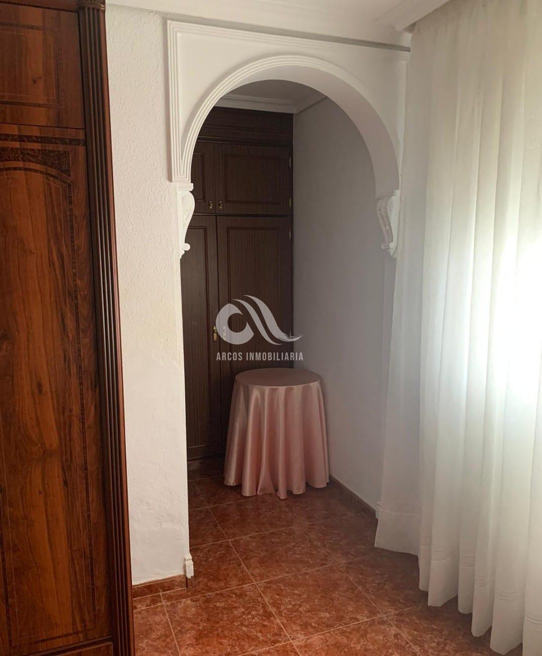 For sale of chalet in Córdoba