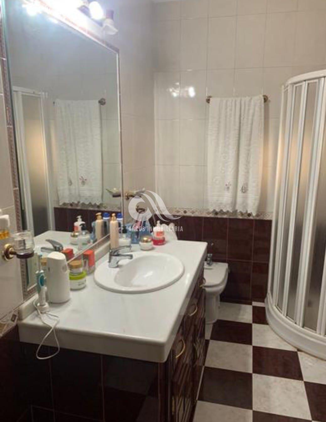 For sale of chalet in Córdoba