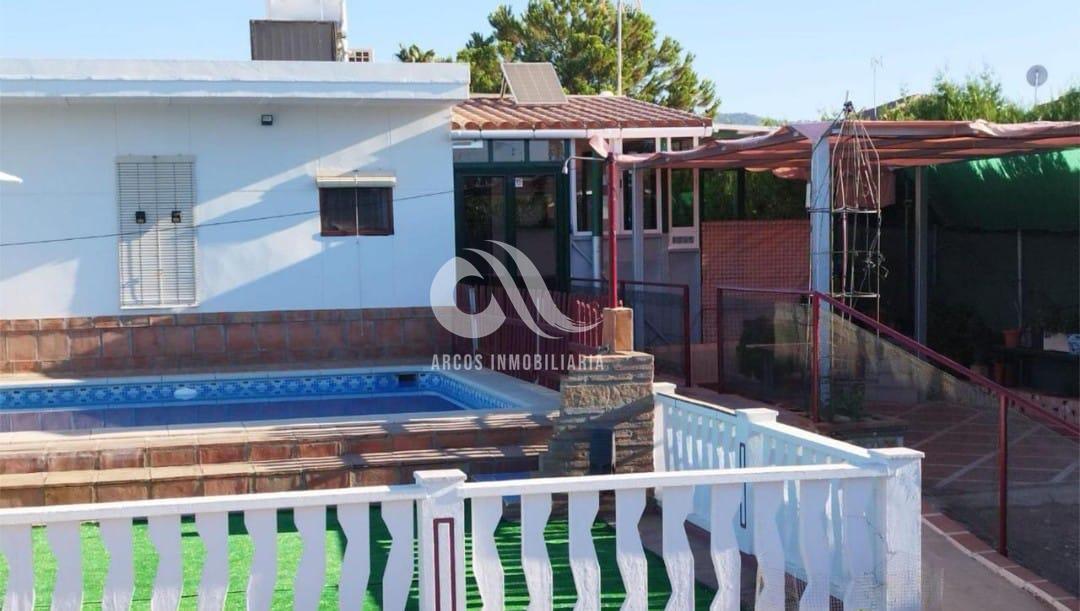 For sale of chalet in Córdoba