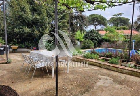 For sale of chalet in Córdoba