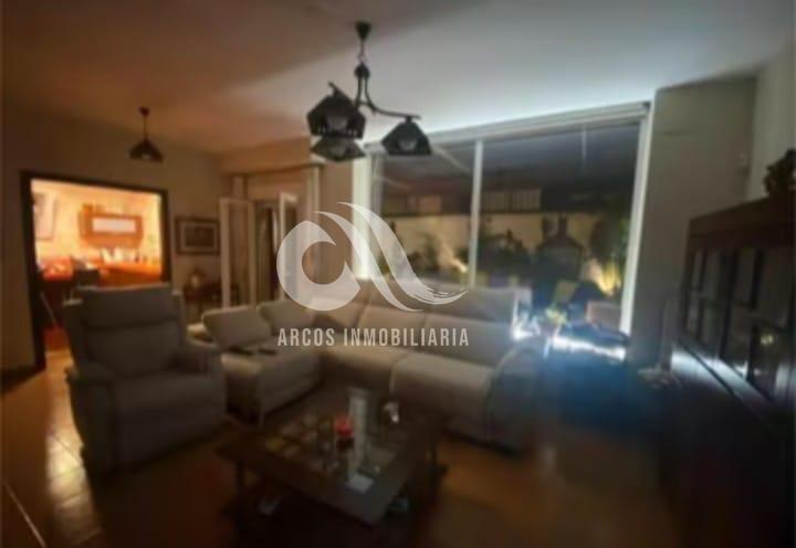 For sale of house in Córdoba