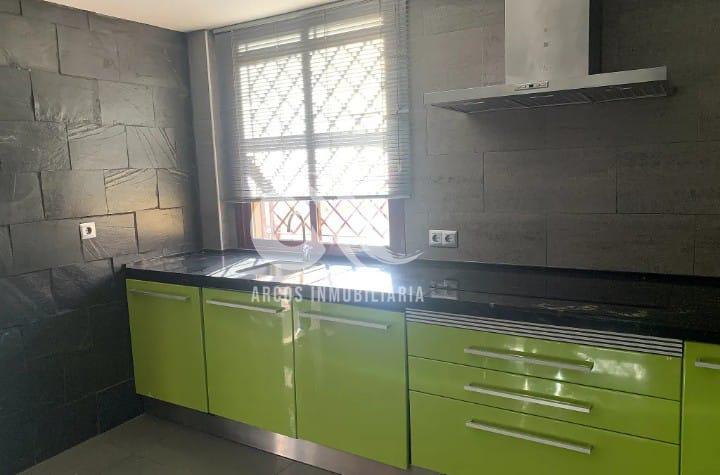 For sale of house in Córdoba