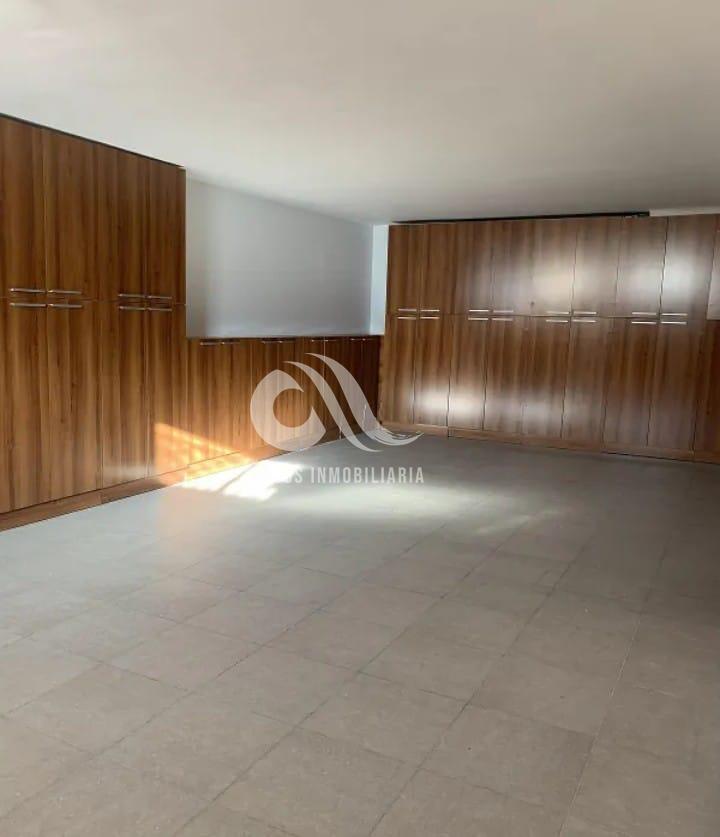 For sale of house in Córdoba
