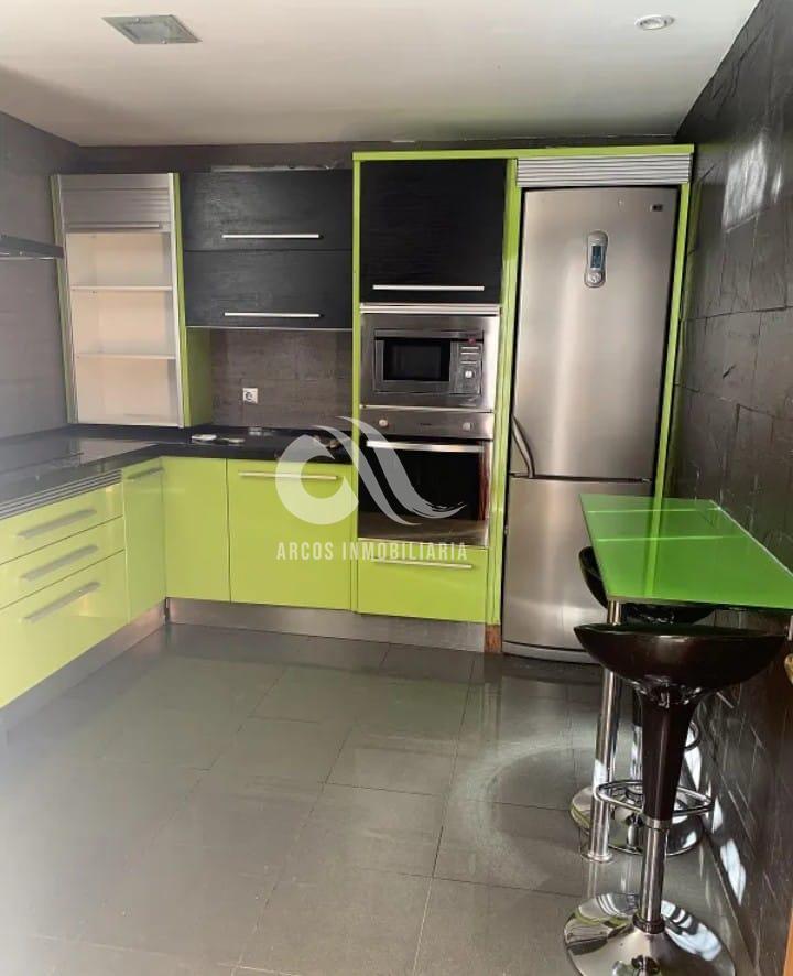 For sale of house in Córdoba