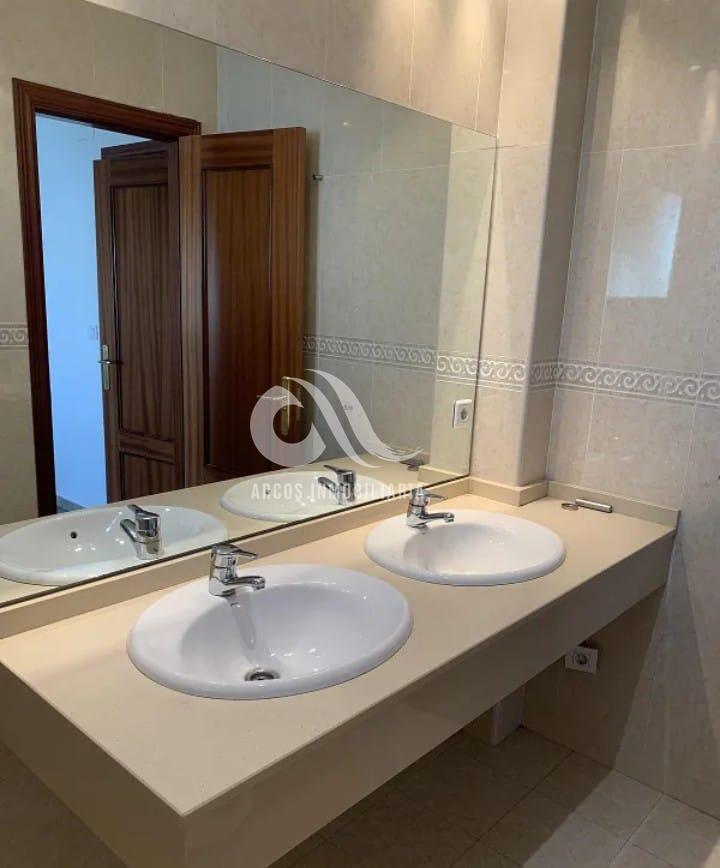 For sale of house in Córdoba