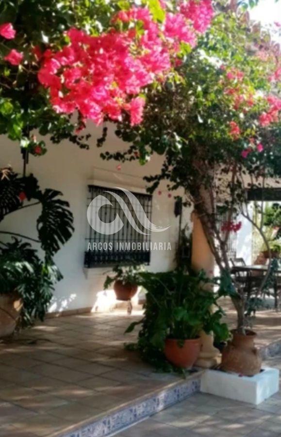 For sale of land in Córdoba