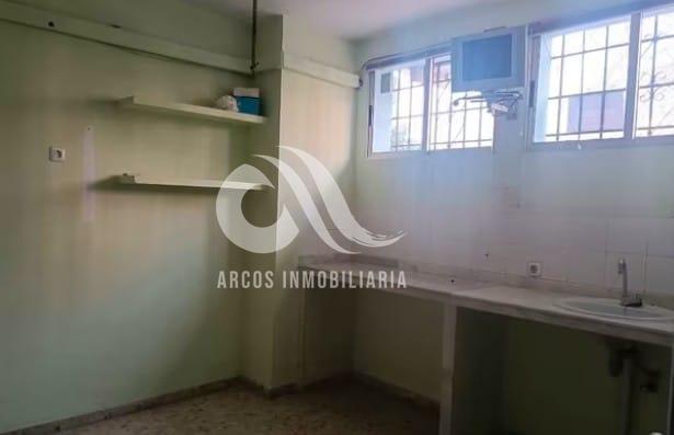 For rent of commercial in Córdoba