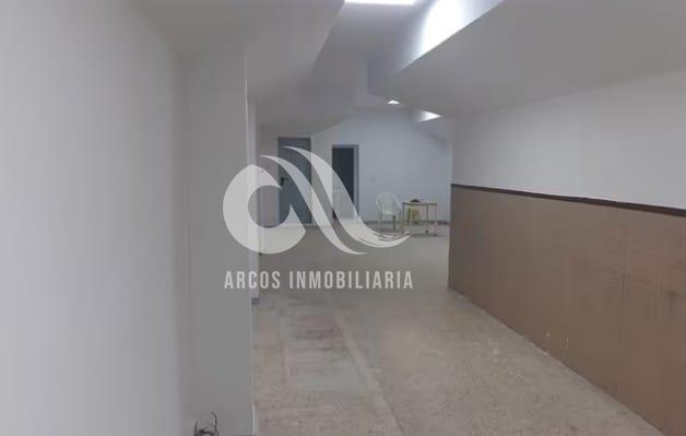 For sale of commercial in Córdoba