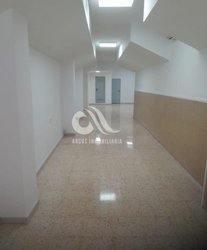 For sale of commercial in Córdoba
