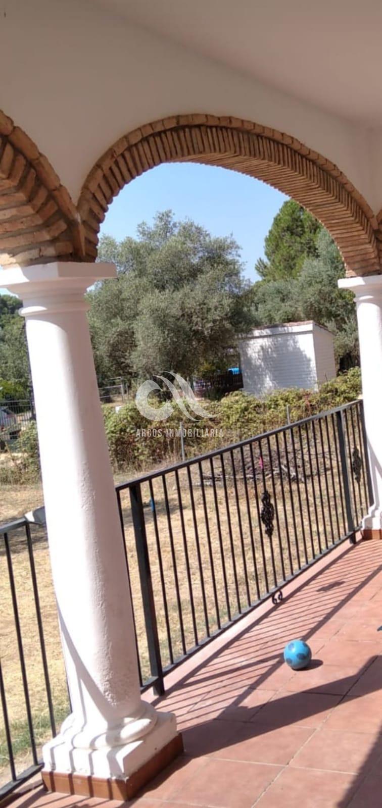 For sale of chalet in Córdoba