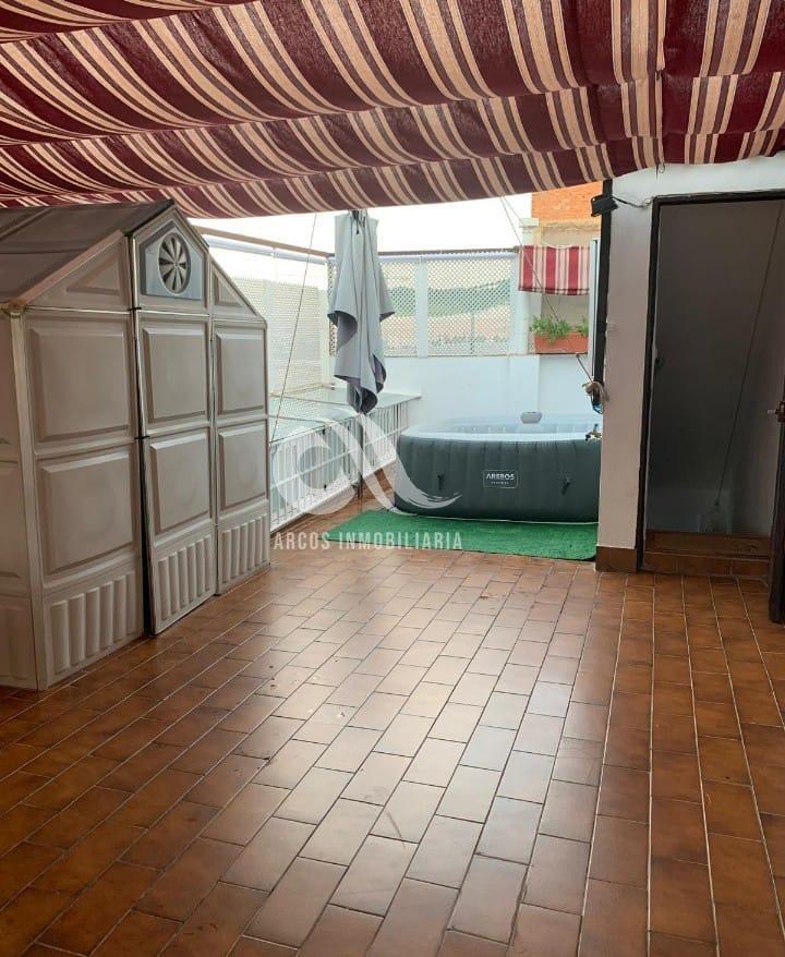 For sale of house in Córdoba
