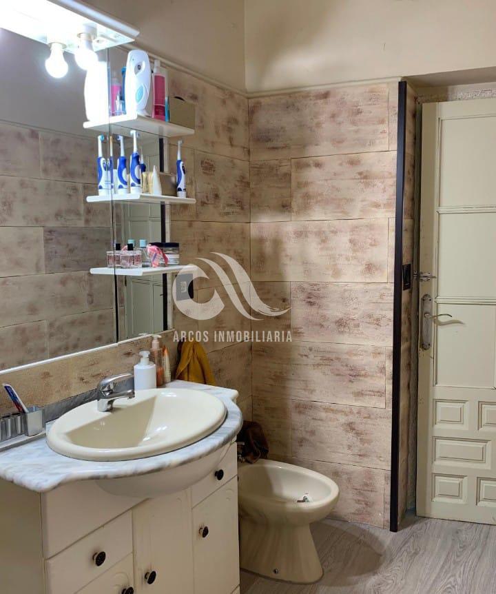 For sale of house in Córdoba