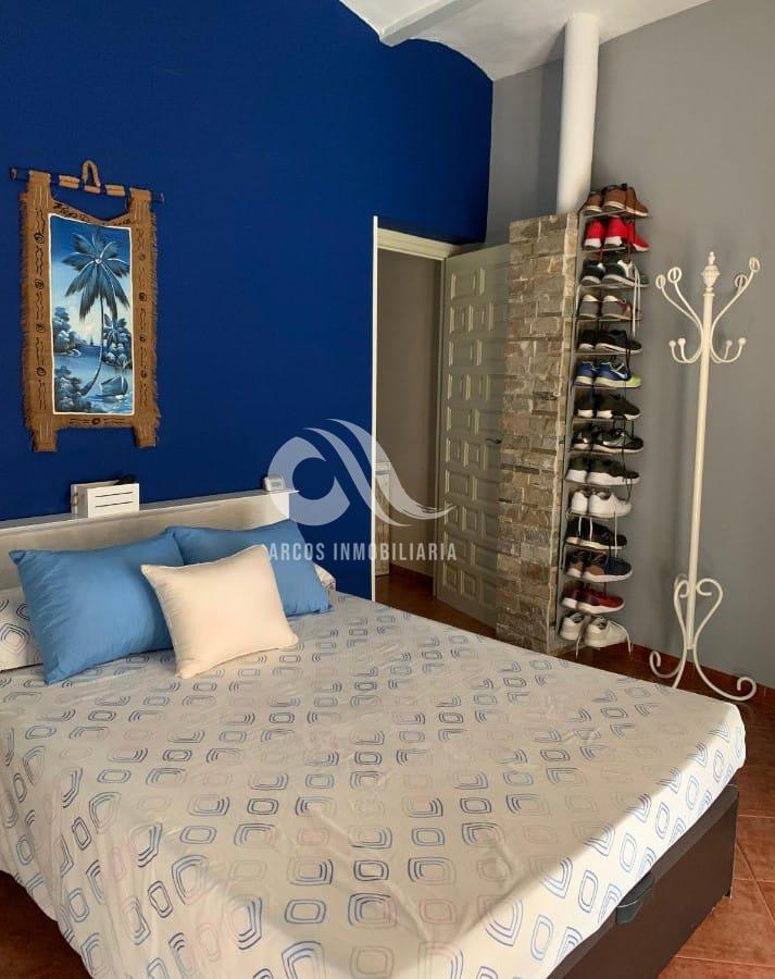 For sale of house in Córdoba