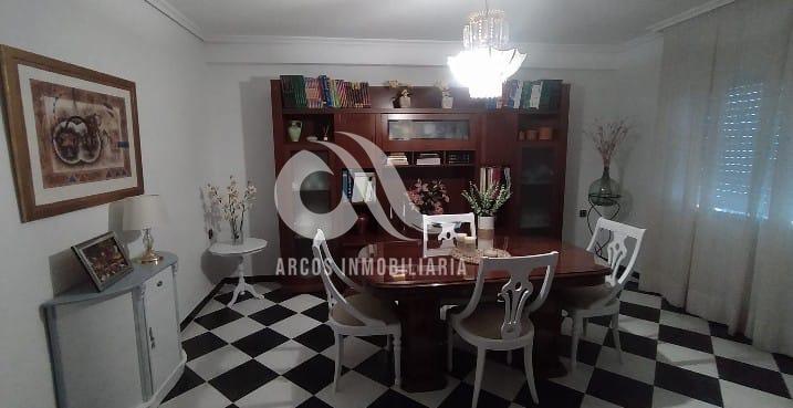 For sale of house in Córdoba