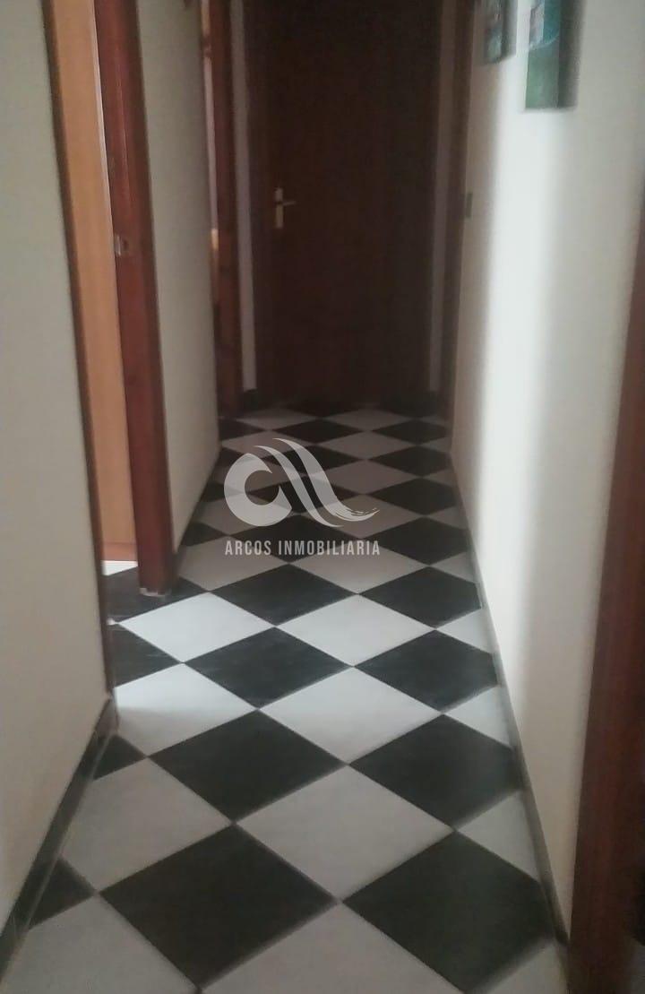 For sale of house in Córdoba