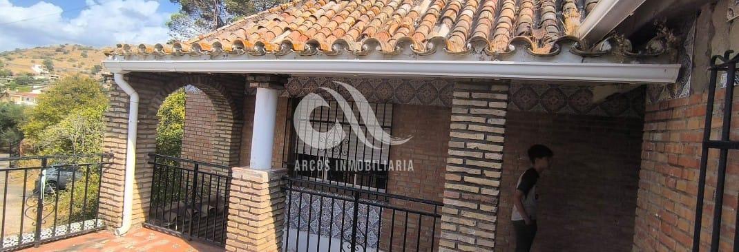 For sale of chalet in Córdoba