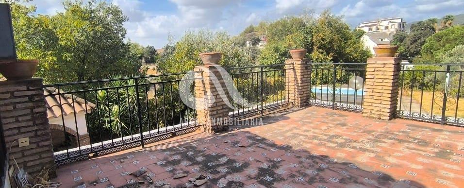 For sale of chalet in Córdoba