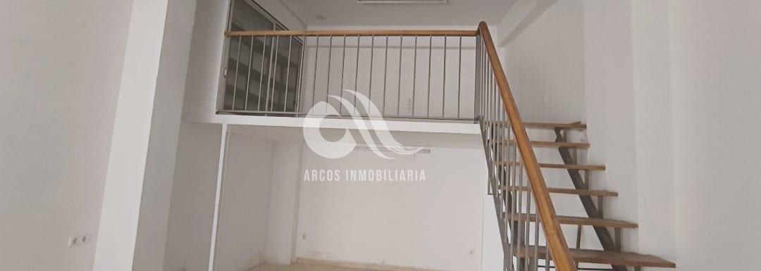 For sale of commercial in Córdoba