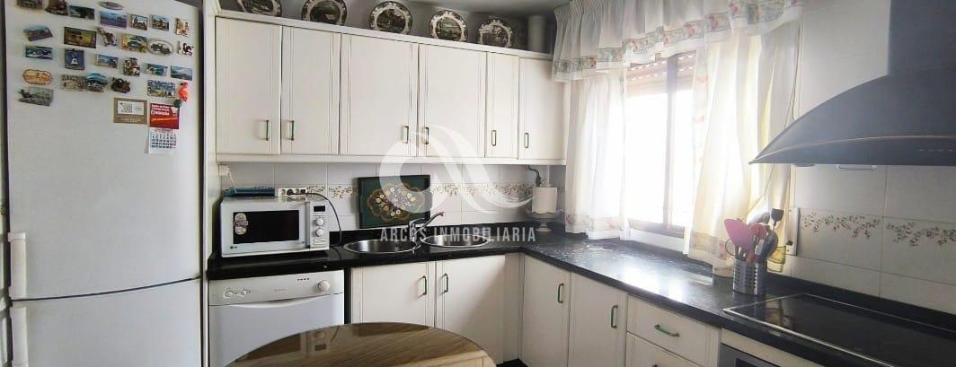 For sale of flat in Córdoba