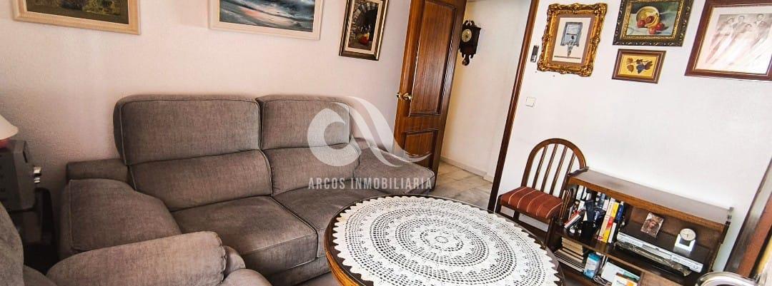 For sale of flat in Córdoba