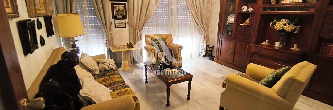 For sale of flat in Córdoba