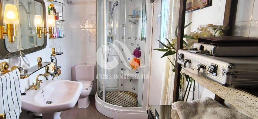 For sale of flat in Córdoba