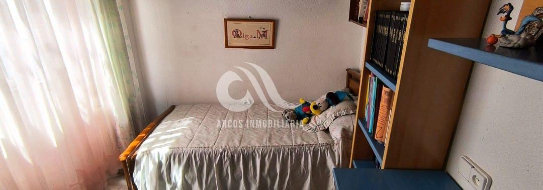 For sale of flat in Córdoba