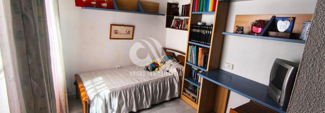 For sale of flat in Córdoba