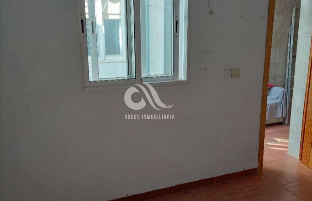 For sale of flat in Córdoba