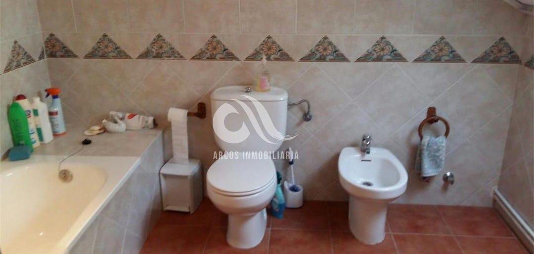 For sale of chalet in Córdoba