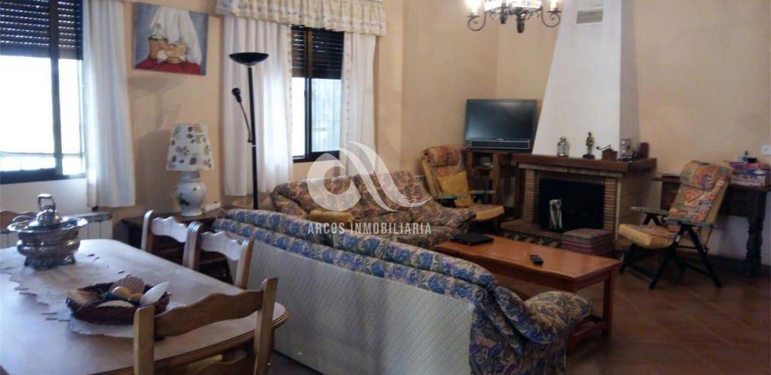 For sale of chalet in Córdoba