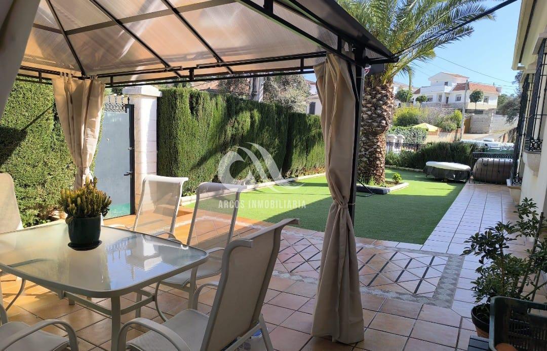 Venta de chalet en Córdoba