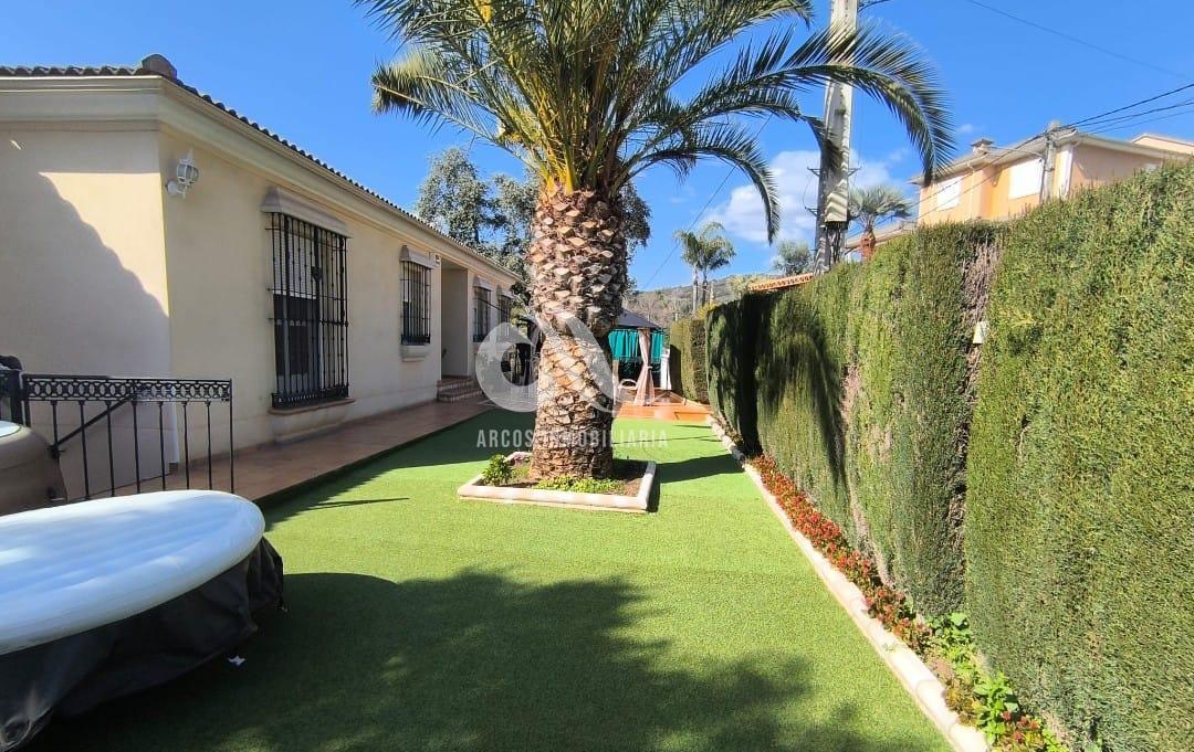 Venta de chalet en Córdoba