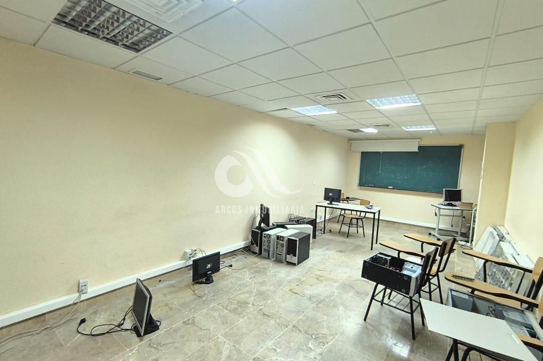 For sale of commercial in Córdoba