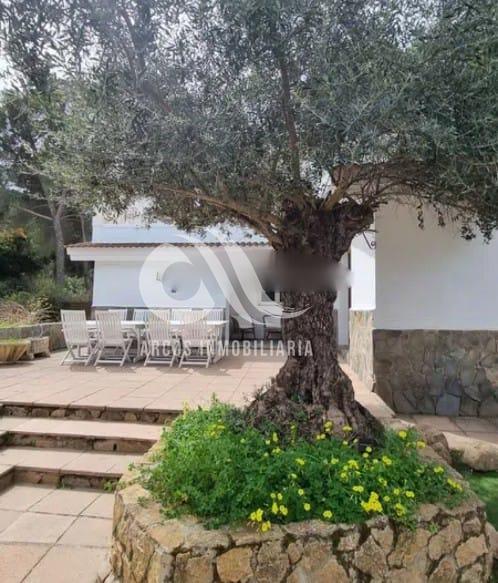 For sale of chalet in Córdoba