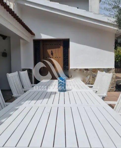 For sale of chalet in Córdoba