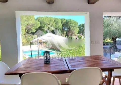 For sale of chalet in Córdoba