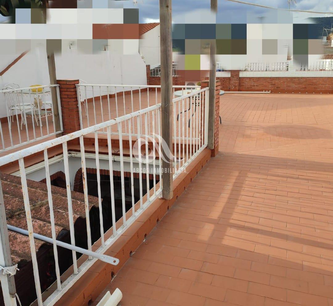 For sale of house in Córdoba